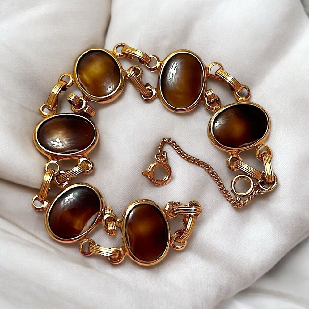 Vintage Brown Acrylic Faux Tiger Eyes Gold Tone Bracelet 7”